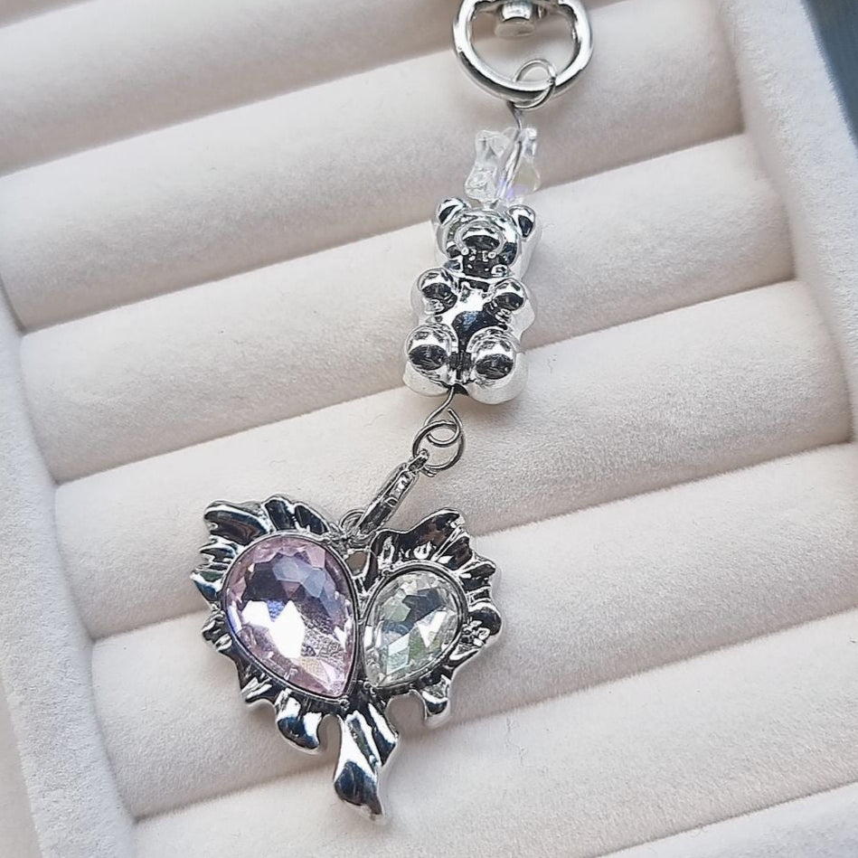 Your very own customizable keychains with Spoink.