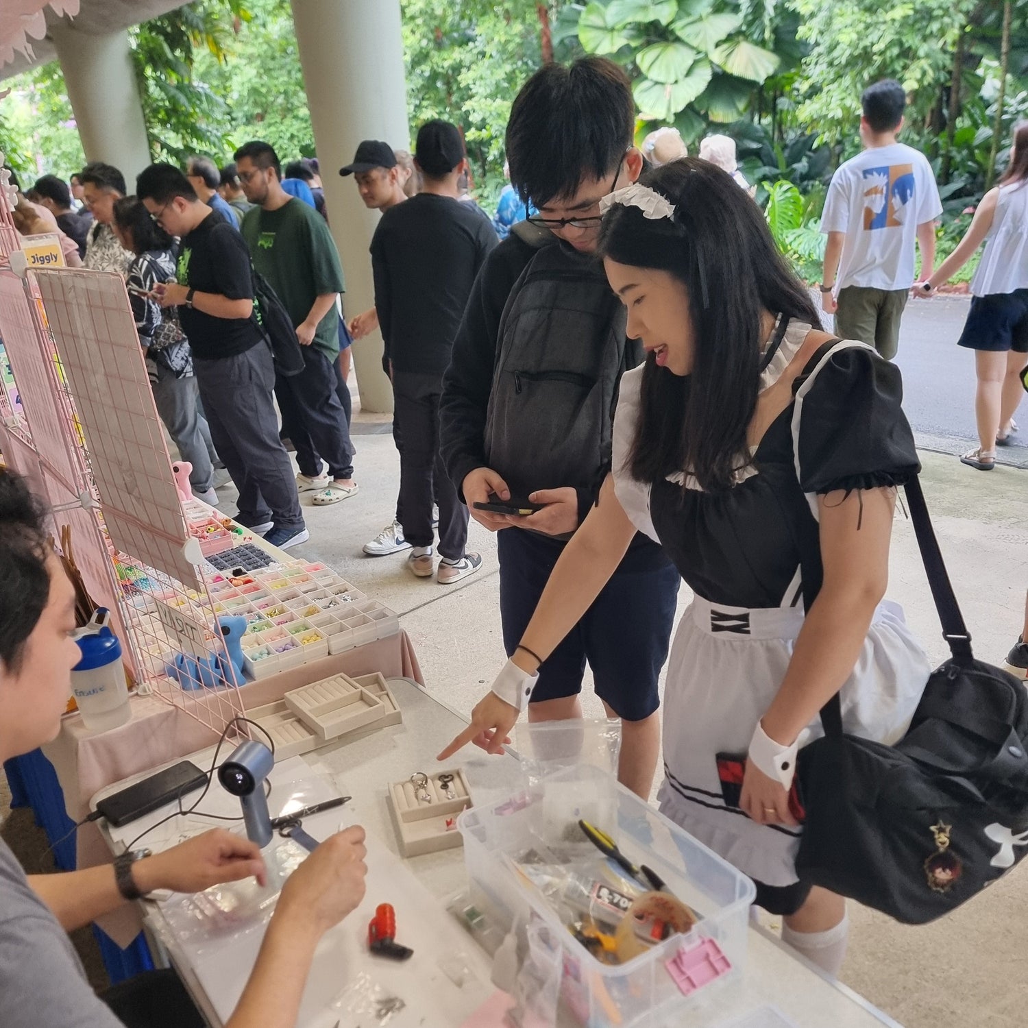 Spoink's pop-up booth!